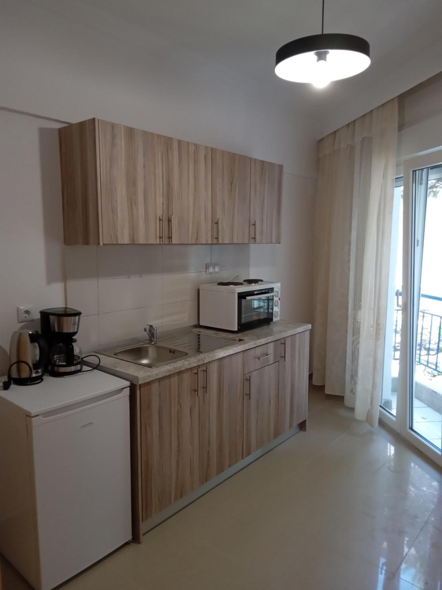 Néa Péramos Leonidas Apartments מראה חיצוני תמונה